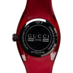 Rote Vintage Gucci Damenuhren aus Edelstahl 